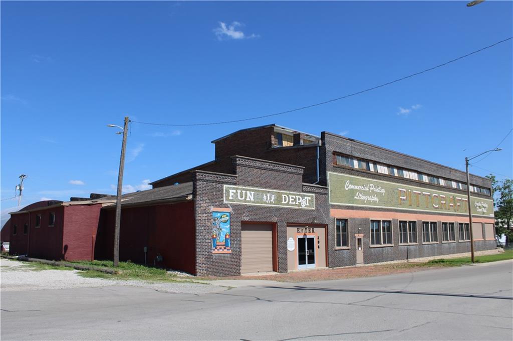 104 N Locust Street Property Photo
