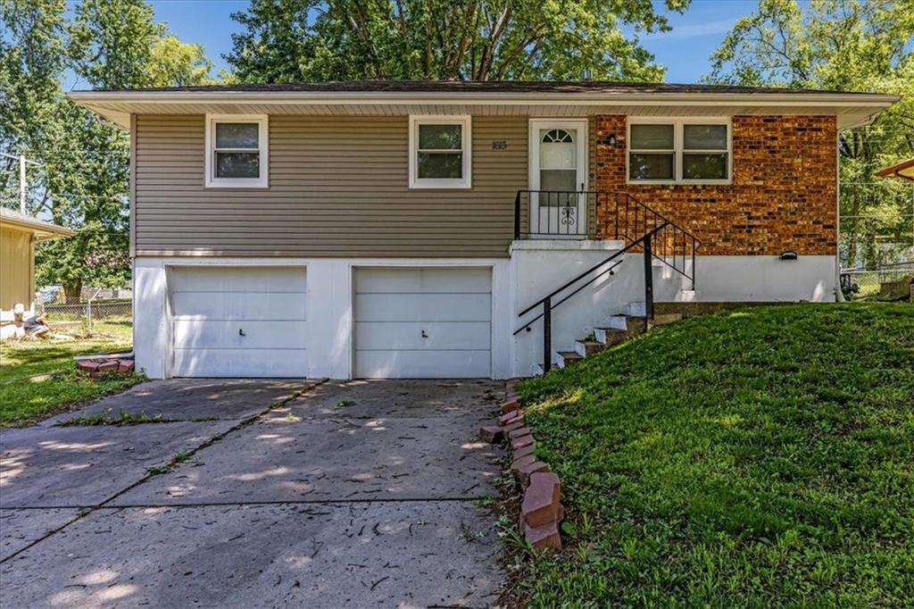 1613 N Ponca Drive Property Photo 1