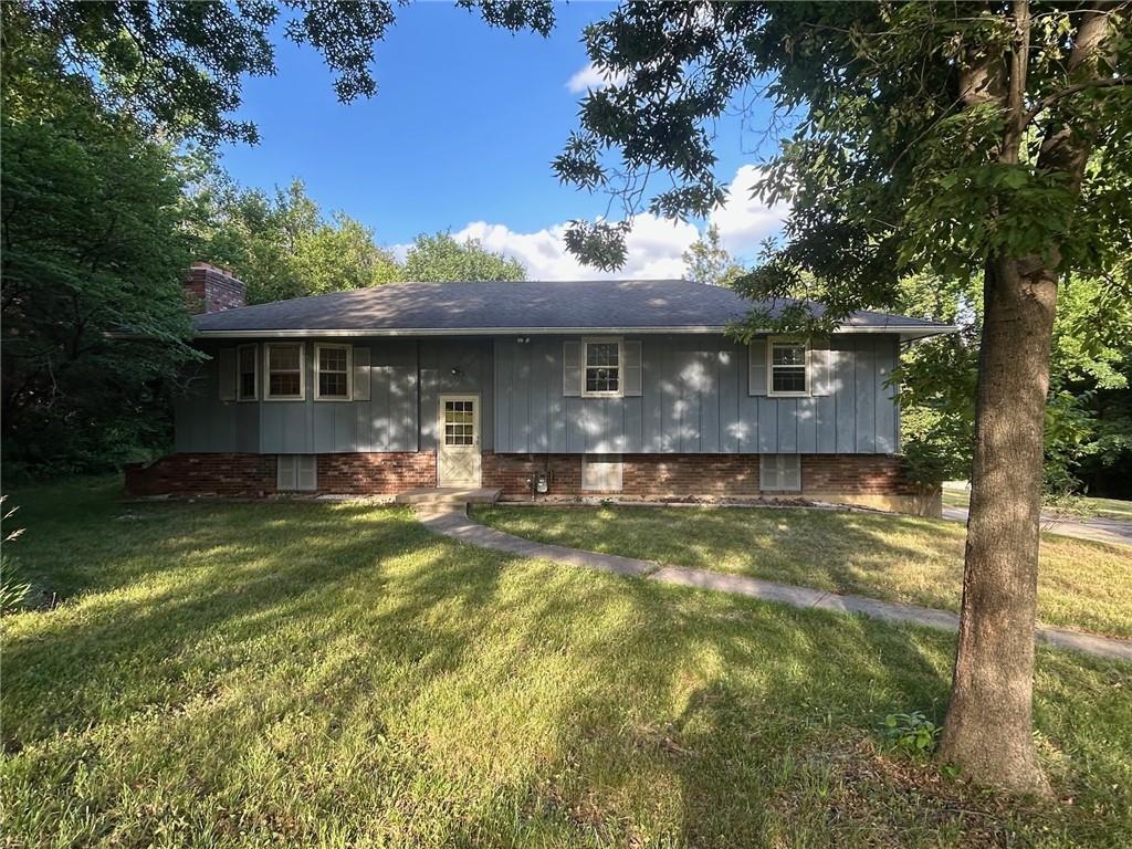 1311 N 150th Street Property Photo 1