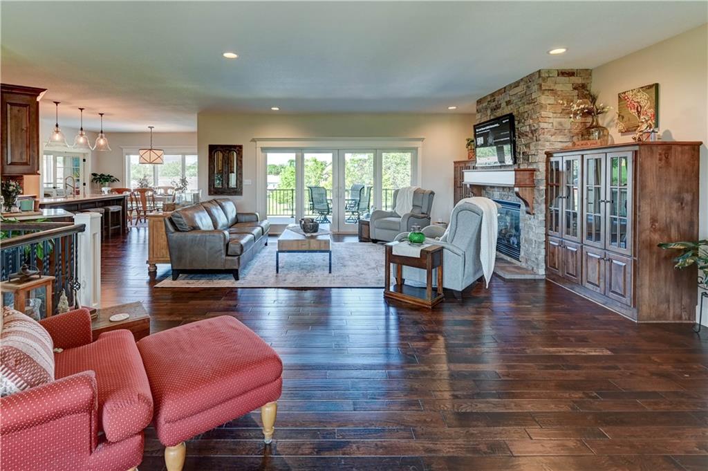 110 Carter Drive Property Photo 5