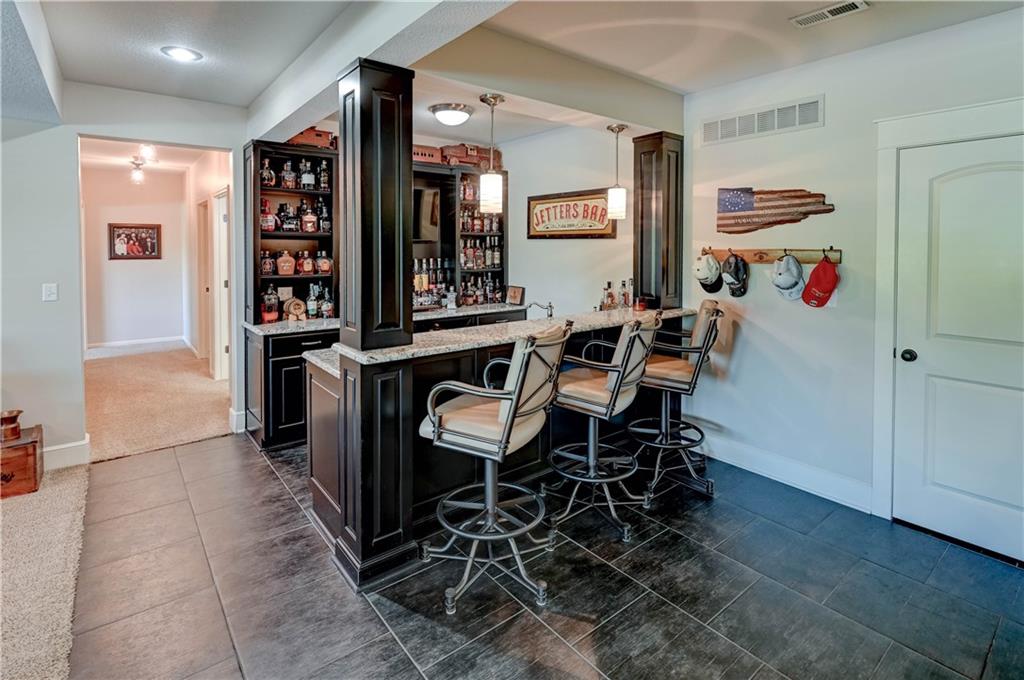 110 Carter Drive Property Photo 30