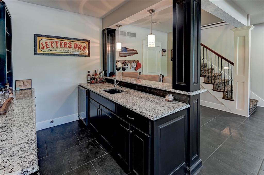 110 Carter Drive Property Photo 33