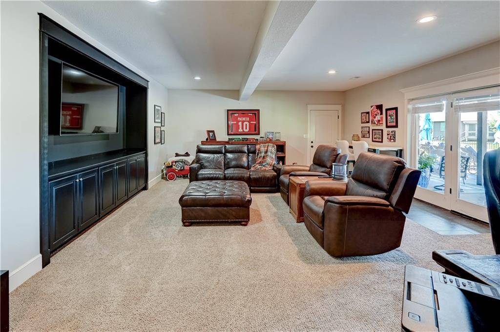 110 Carter Drive Property Photo 35