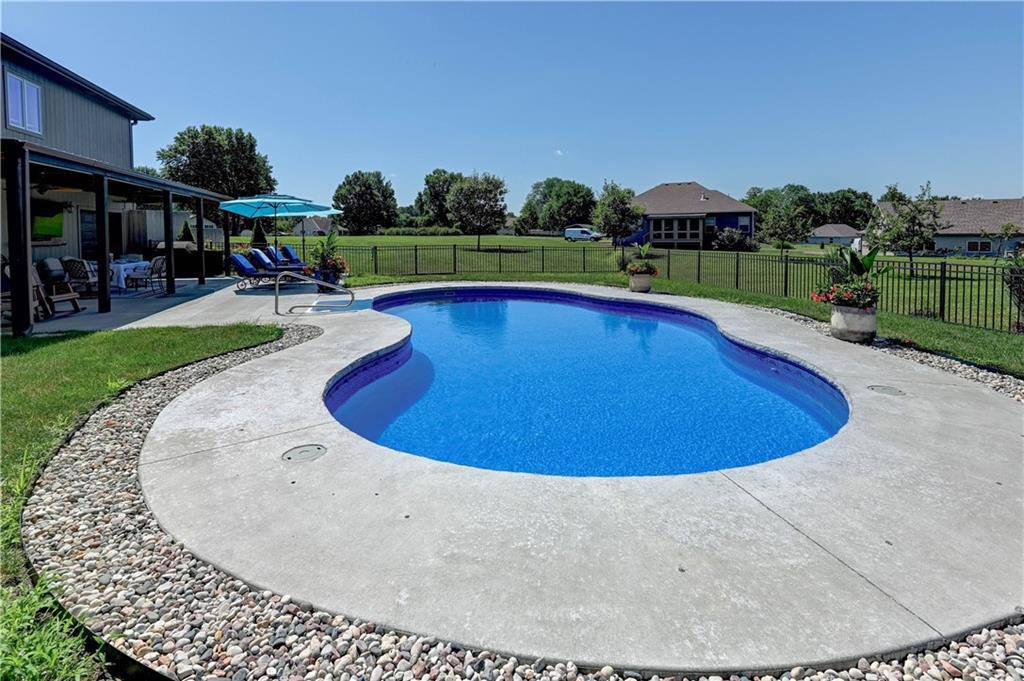 110 Carter Drive Property Photo 55