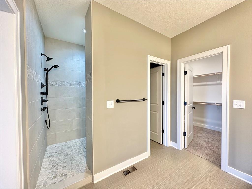 11804 E 231st Street Property Photo 23