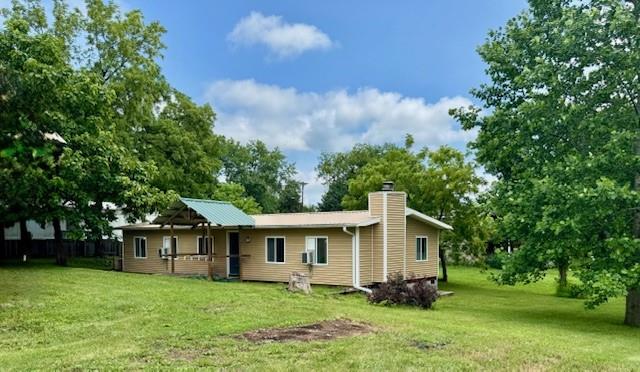 2745 169 Highway Property Photo 3