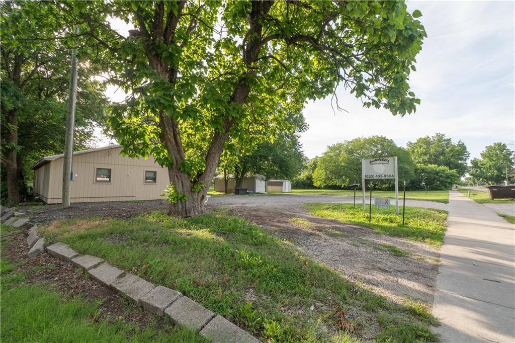 1223 N 8th Street Property Photo 14