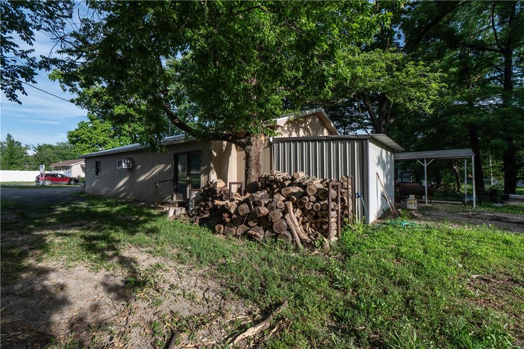1223 N 8th Street Property Photo 18