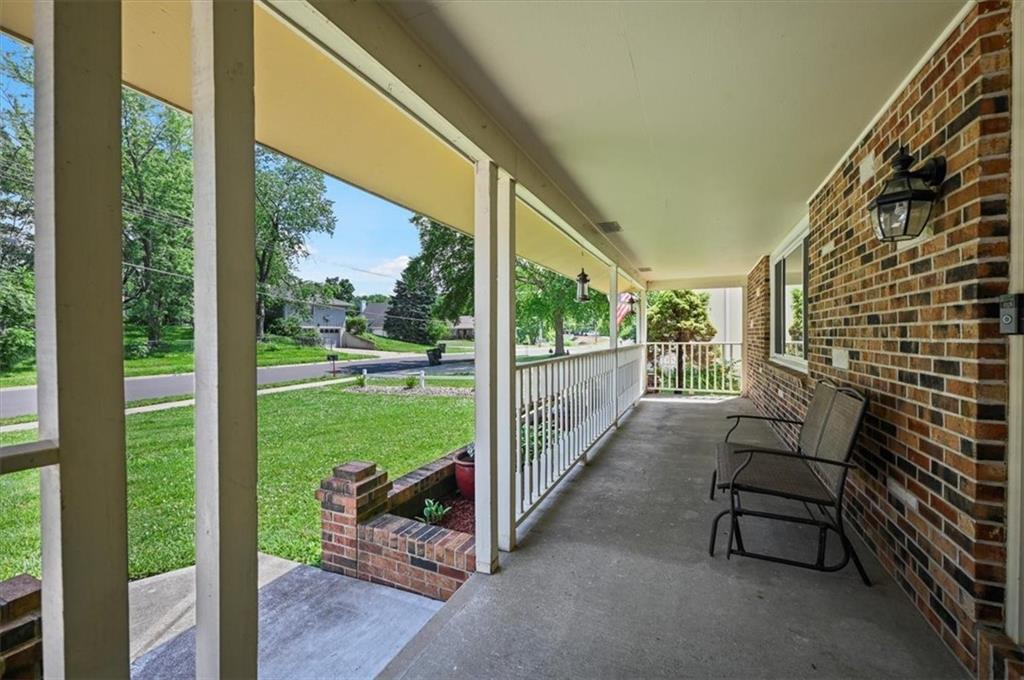 1621 Vilas Street Property Photo 4