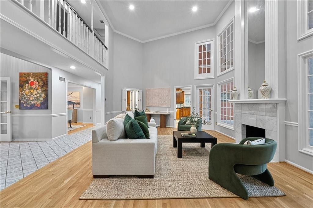 4328 W 110th Street Property Photo 5