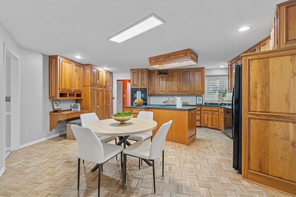 4328 W 110th Street Property Photo 12