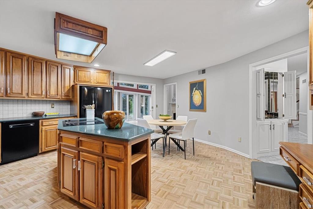 4328 W 110th Street Property Photo 14