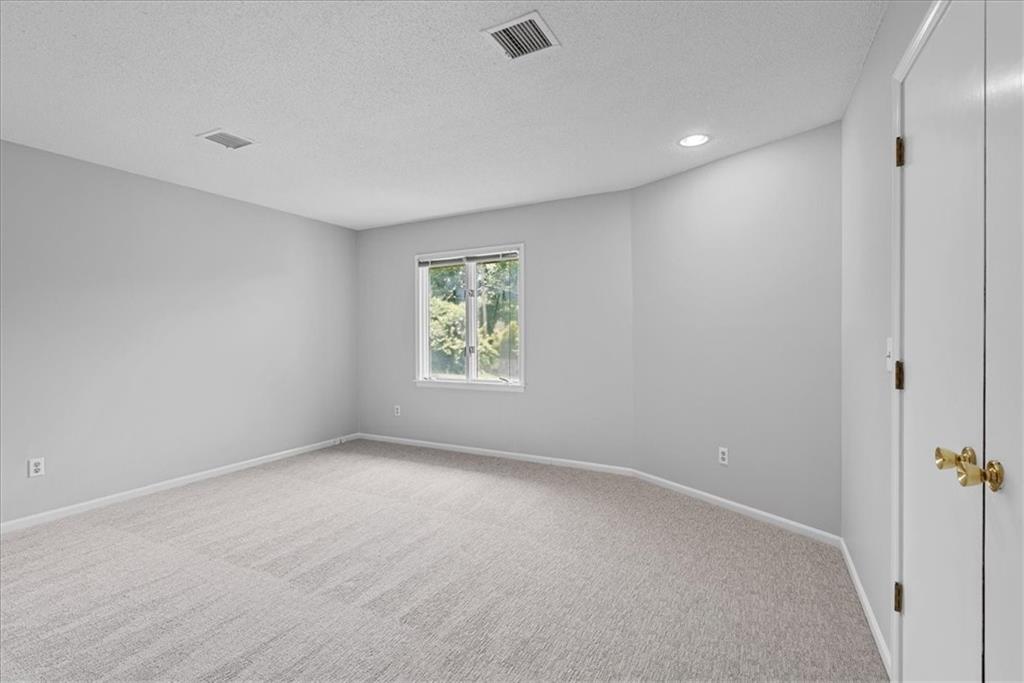 4328 W 110th Street Property Photo 23