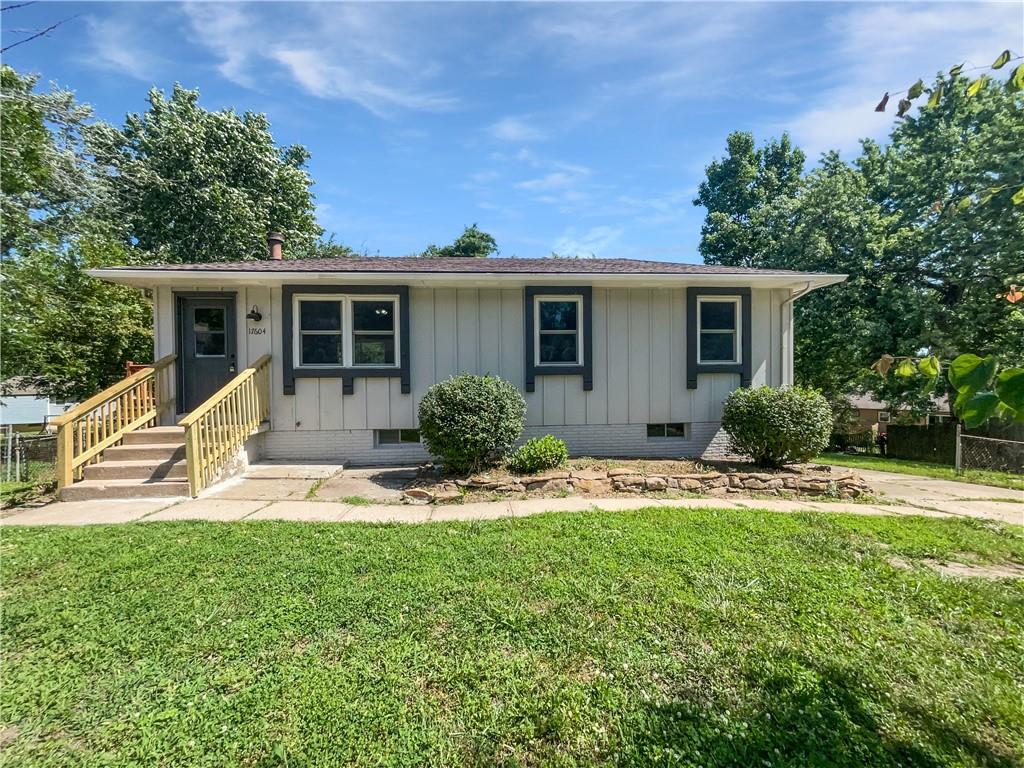 17604 E 19th Street Court Property Photo 1