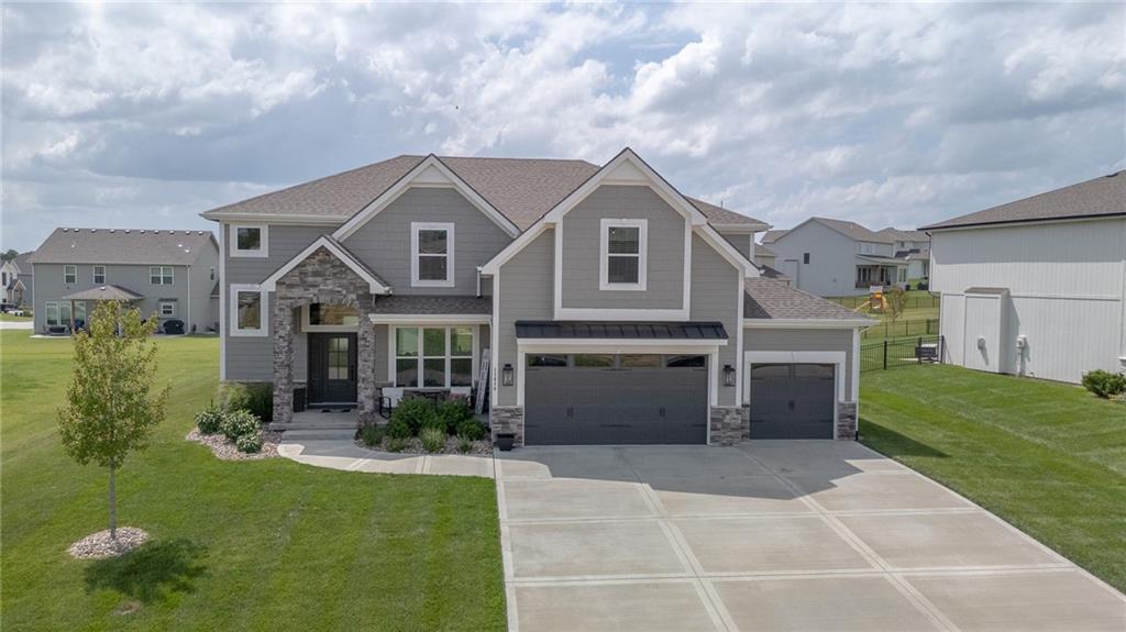11414 Bluestem Drive Property Photo 1