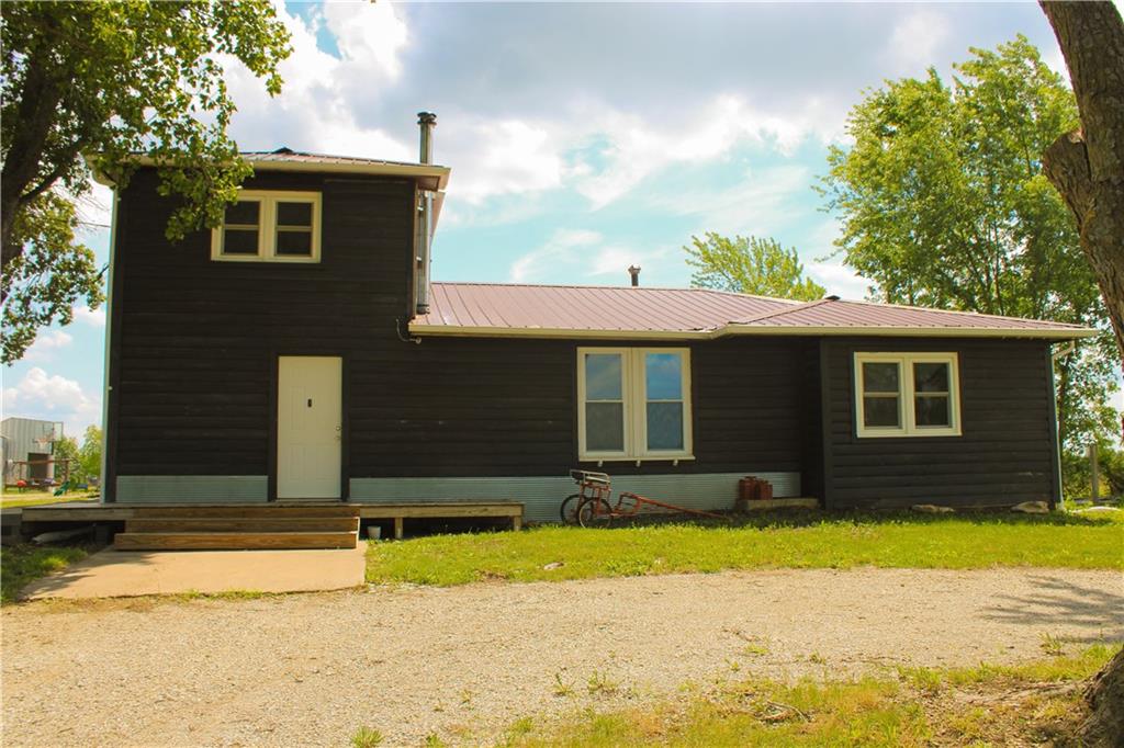 16865 C Highway Property Photo 1