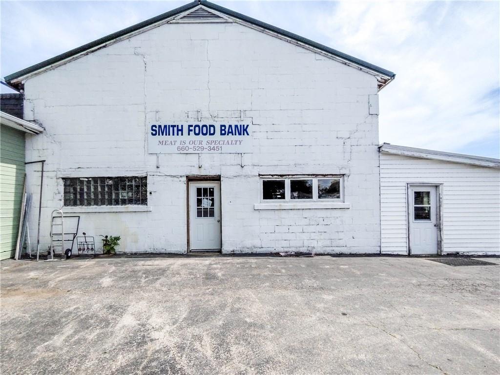 445 W Maple Street