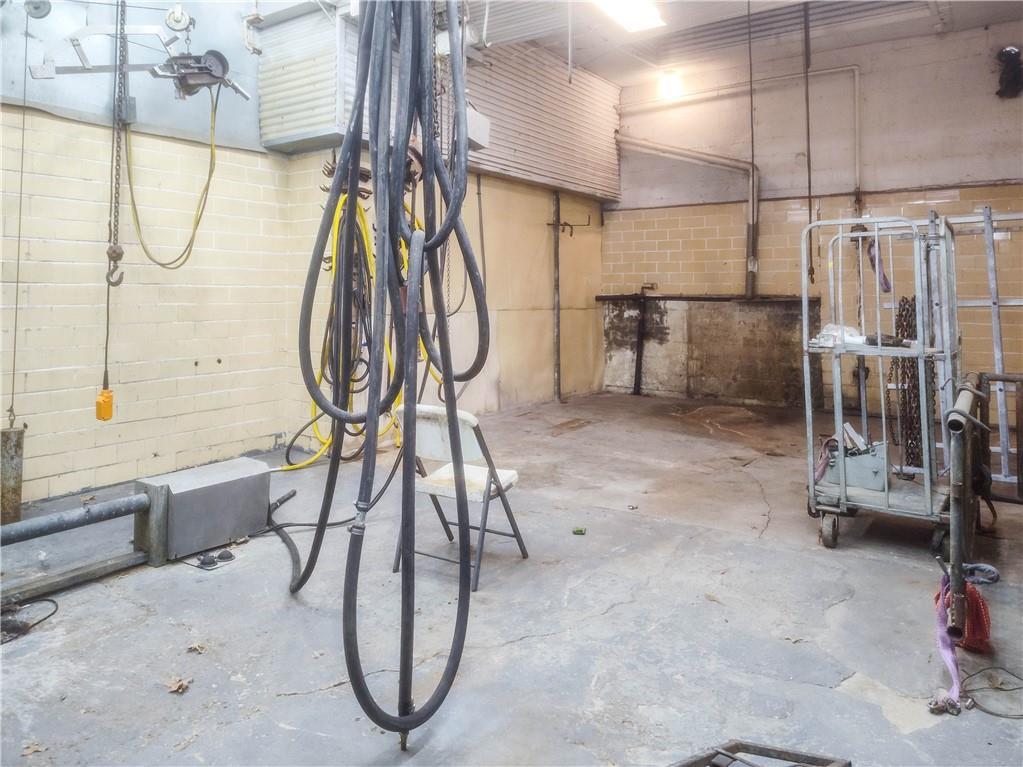 445 W Maple Street Property Photo 14