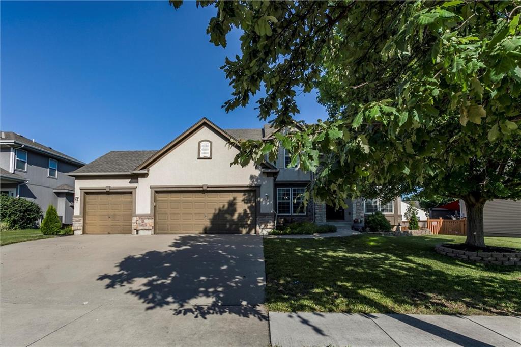 9320 Sunray Drive Property Photo