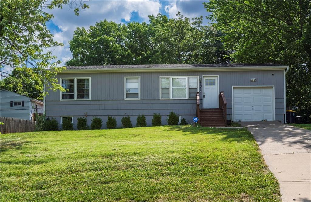 3731 N Cypress Avenue Property Photo 1