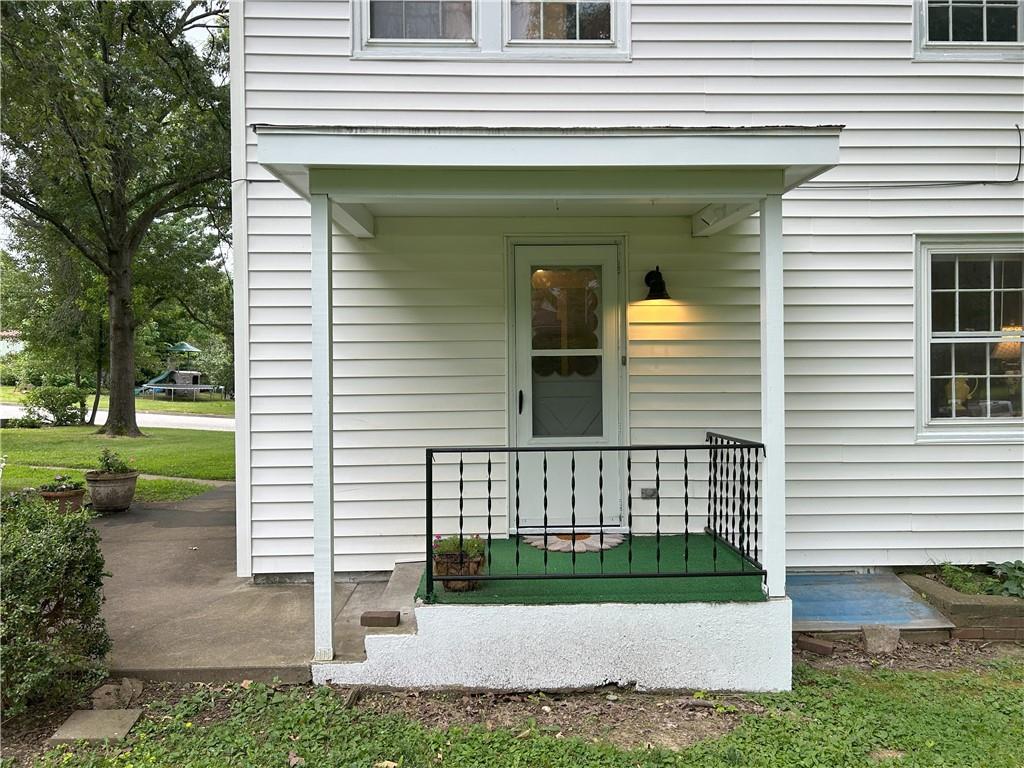 725 S Main Street Property Photo 27