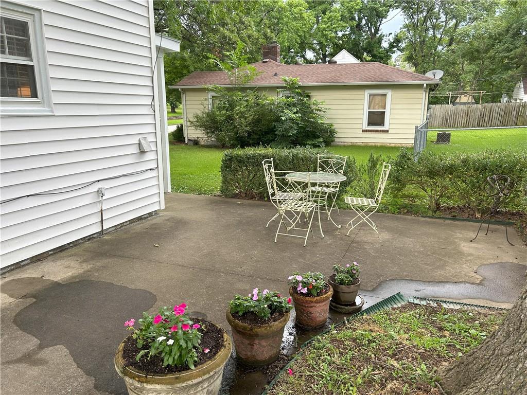 725 S Main Street Property Photo 35