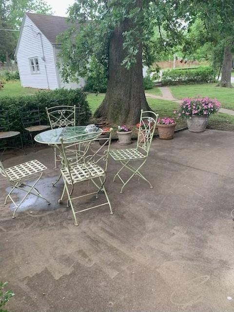 725 S Main Street Property Photo 41