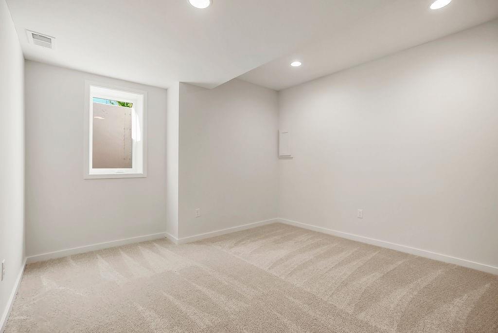 11209 W 173rd Street Property Photo 35