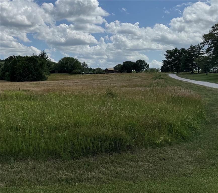 1617 N 600 Road Property Photo 1