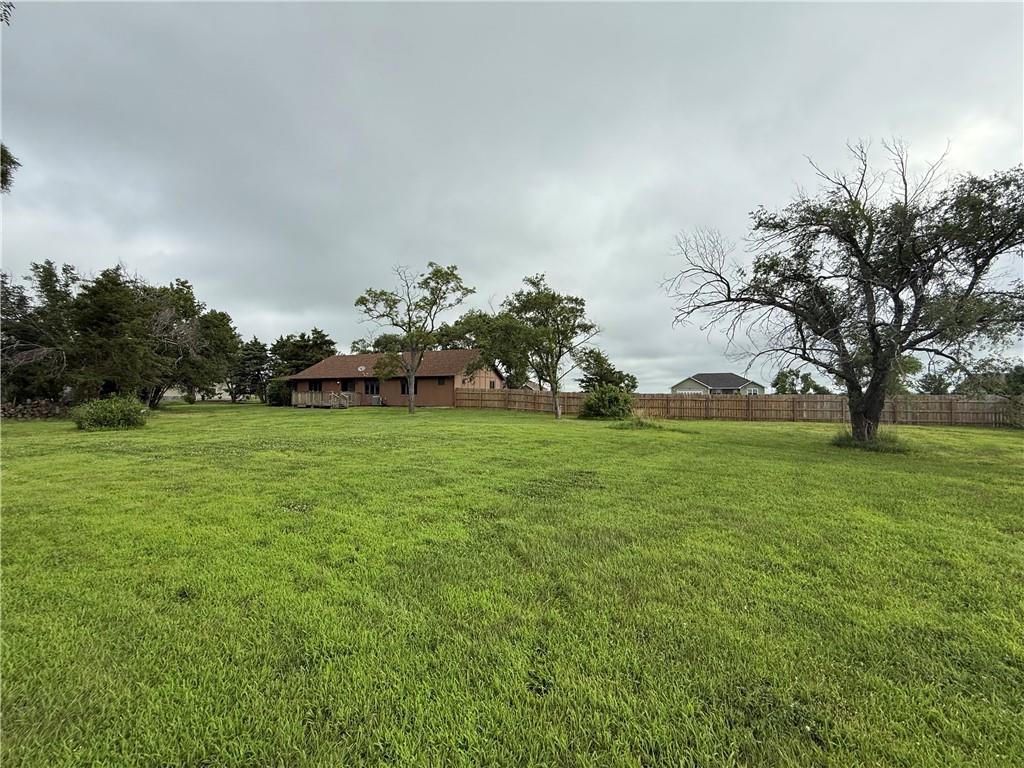 1011 N Arrowhead Drive Property Photo 1