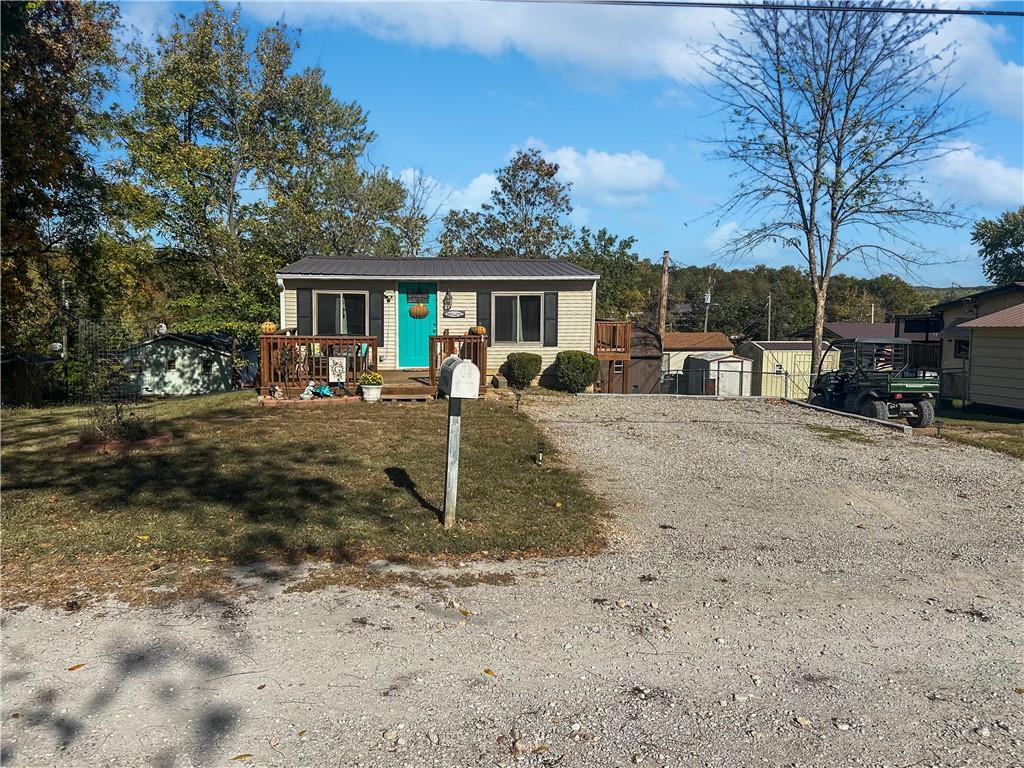 28464 Bali Avenue Property Photo