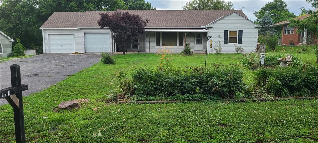 411 Wollard Boulevard Property Photo 1