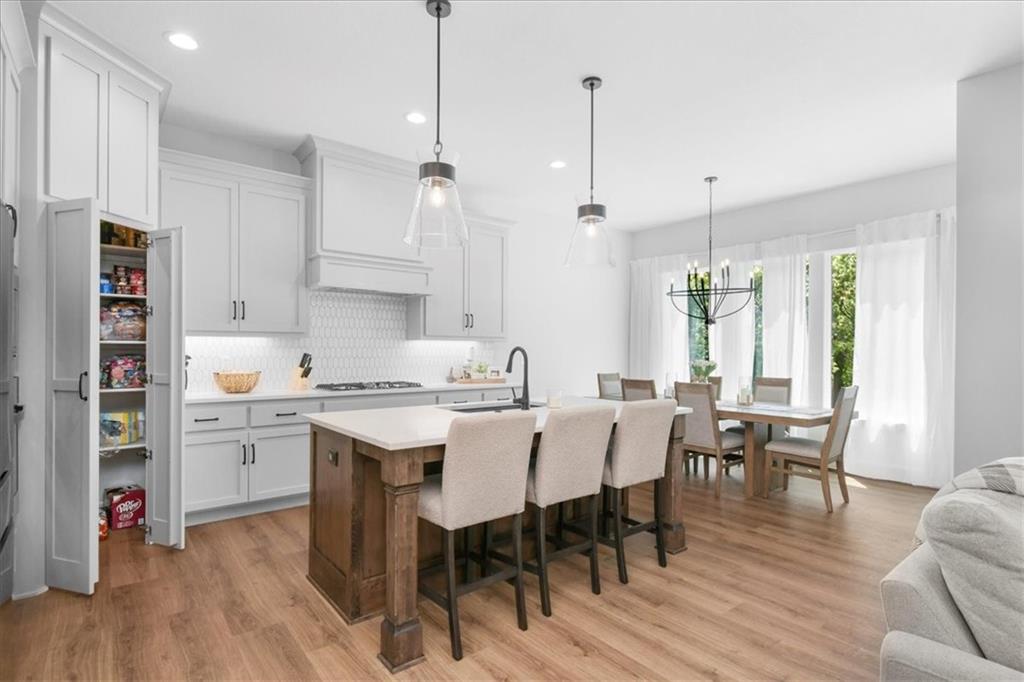 1161 Sw Whitby Drive Property Photo 7