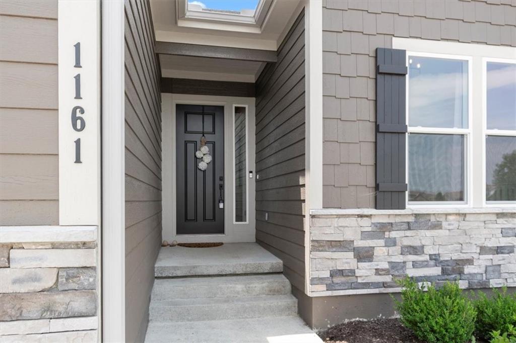 1161 Sw Whitby Drive Property Photo 38