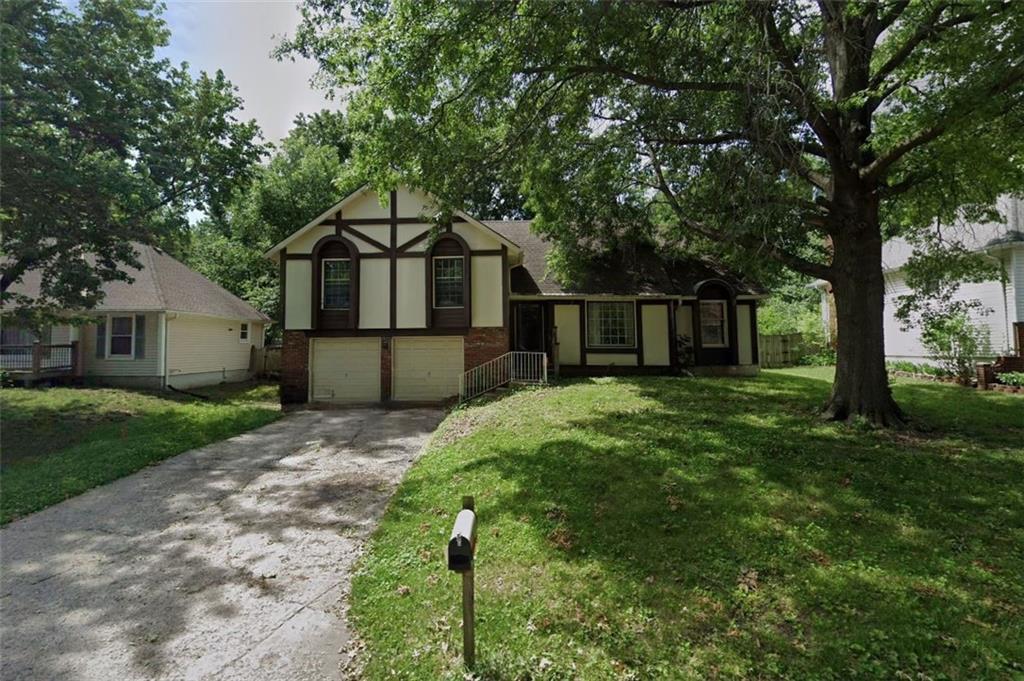 1421 E Stagecoach Drive Property Photo 1