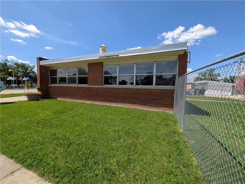 910 New York Street Property Photo 1