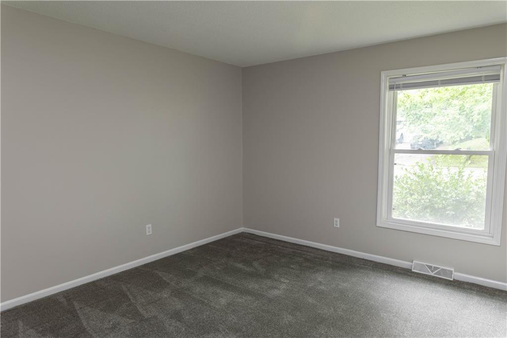 5710 Nw Raintree Drive Property Photo 11