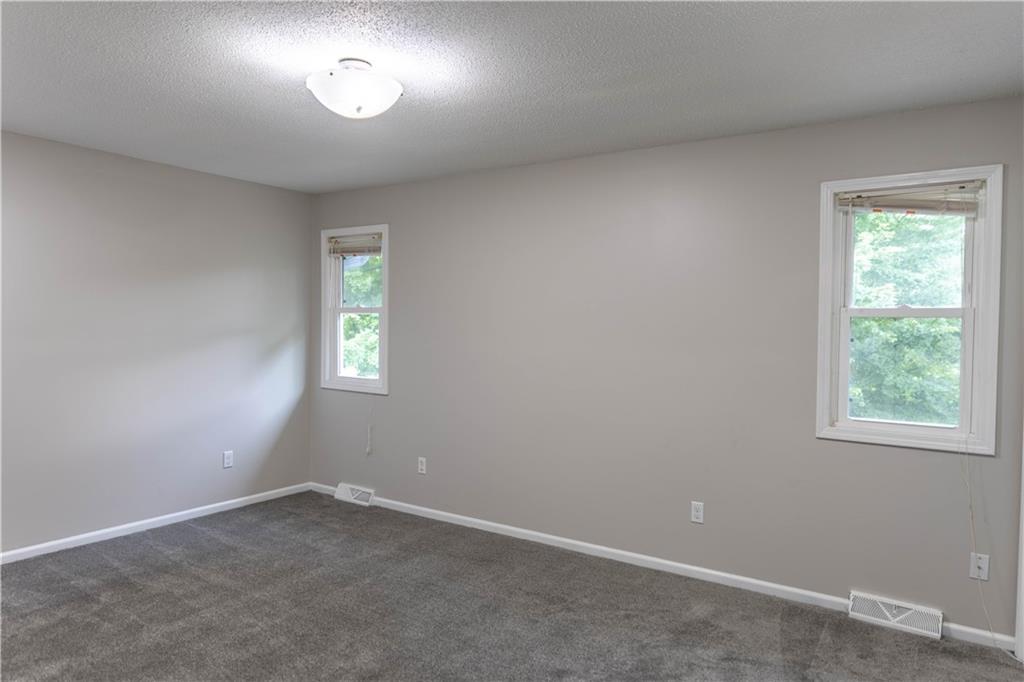 5710 Nw Raintree Drive Property Photo 14