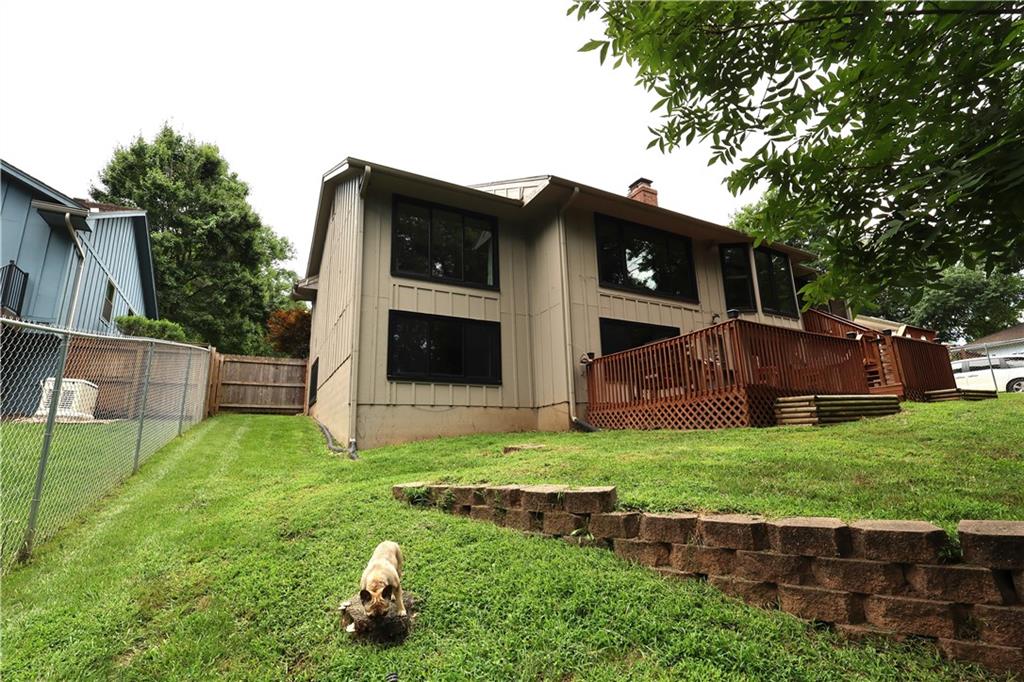 10920 E 71st Terrace Property Photo 2