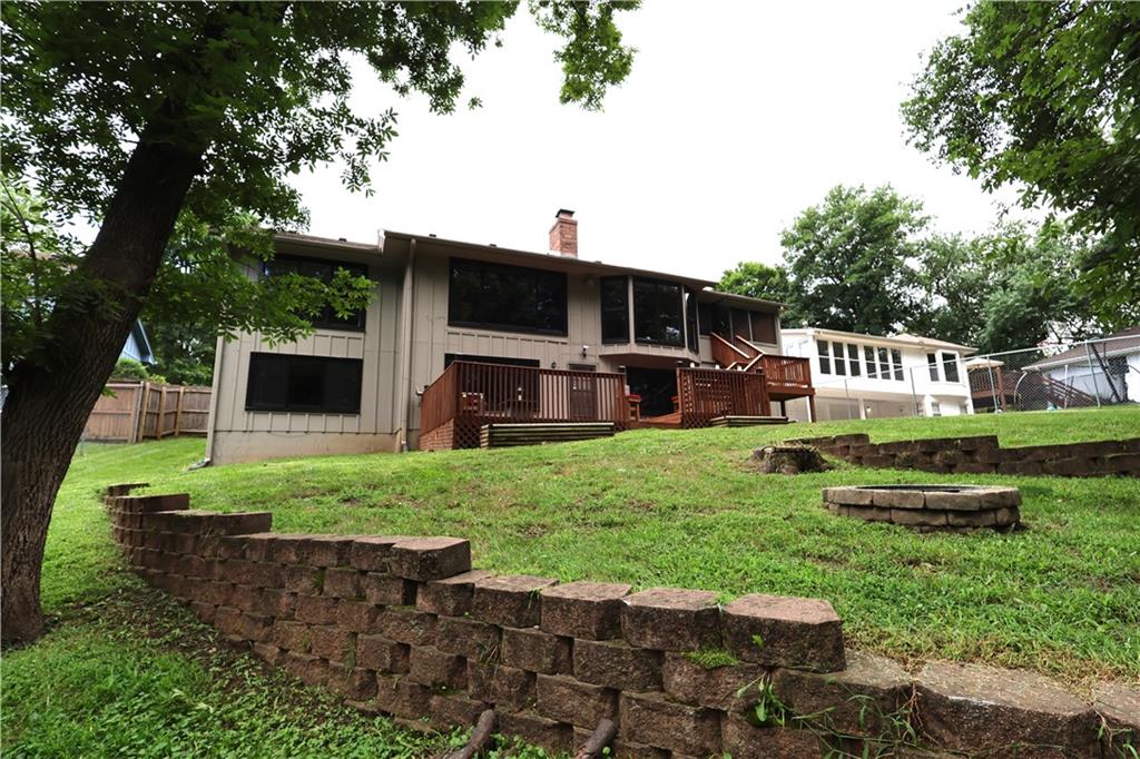 10920 E 71st Terrace Property Photo 4