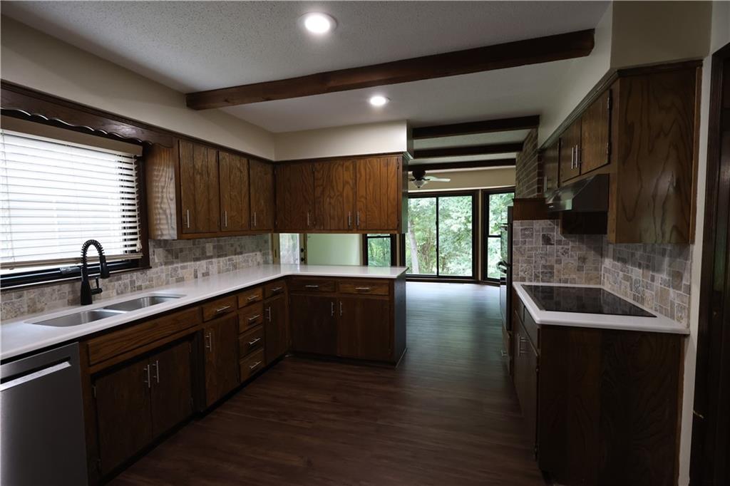 10920 E 71st Terrace Property Photo 29