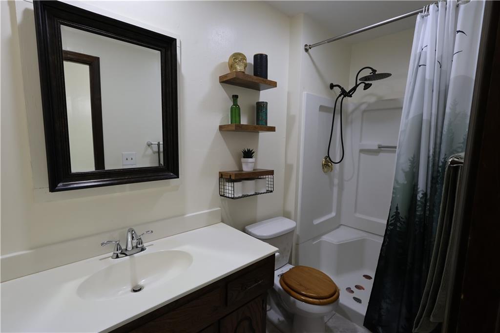 10920 E 71st Terrace Property Photo 35