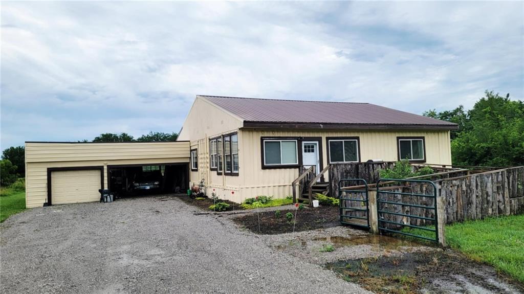 23515 E 1200 Road