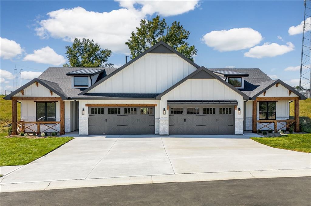 1400 Country Court Property Photo 3