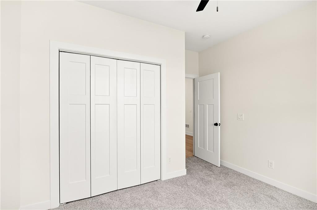 1400 Country Court Property Photo 11