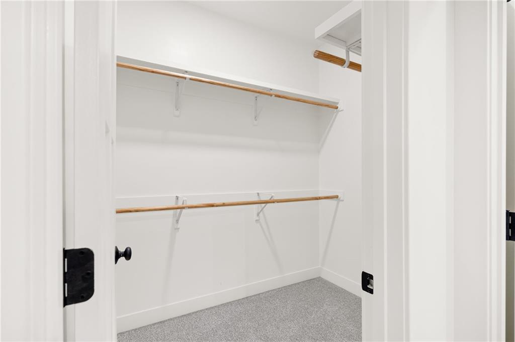 1400 Country Court Property Photo 13