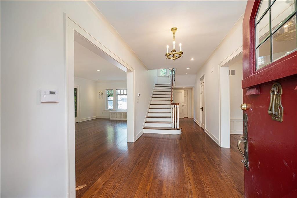 4600 Charlotte Street Property Photo 4