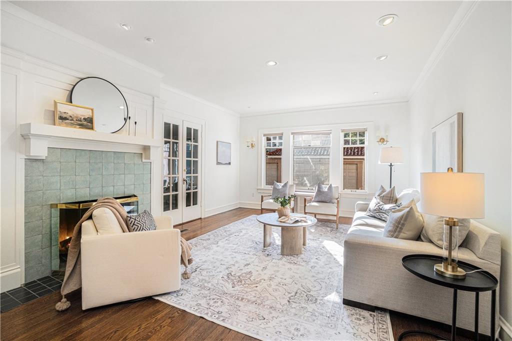 4600 Charlotte Street Property Photo 6