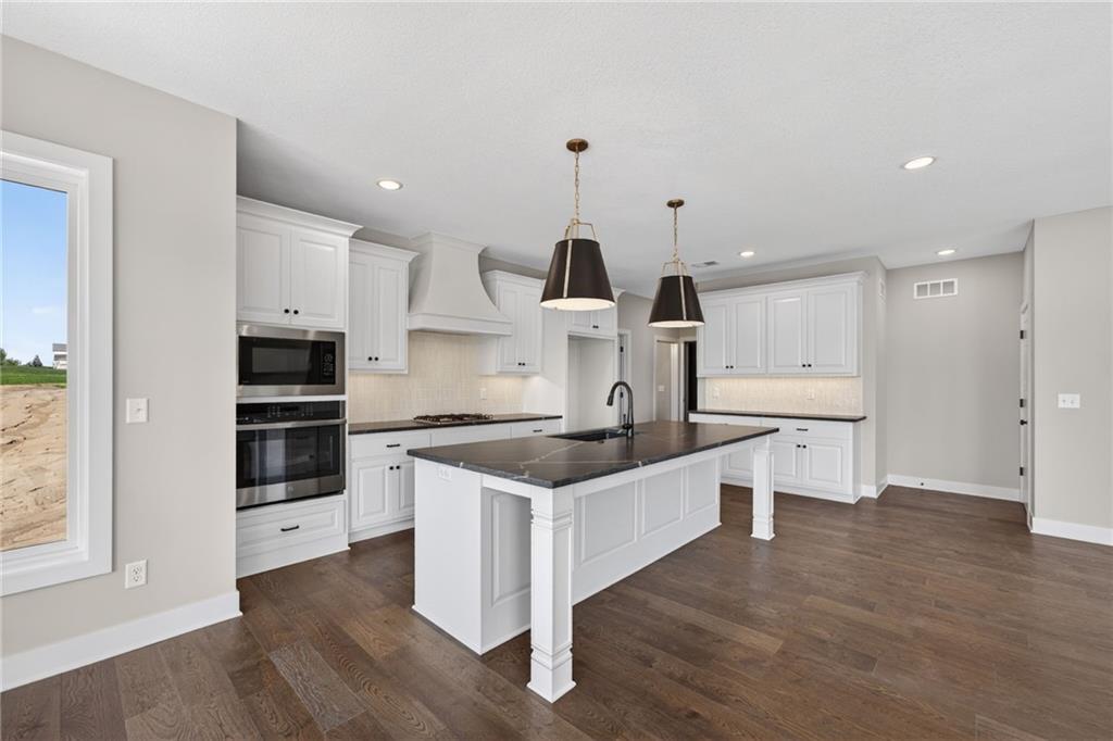 8325 Ne 76th Terrace Property Photo 8