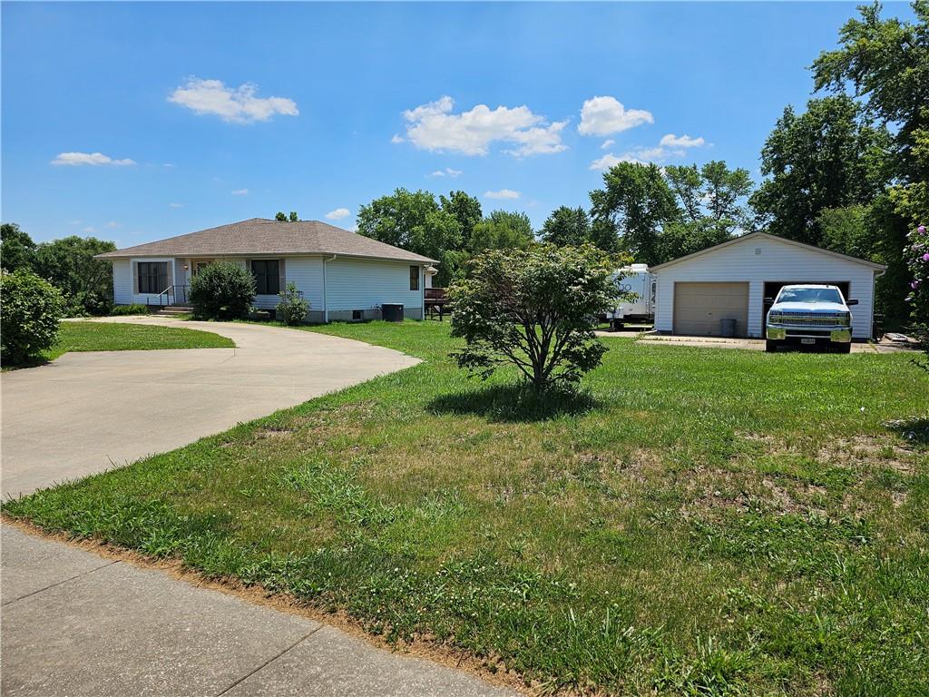 19910 Lamar Avenue Property Photo 4